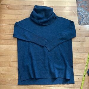 French Connection Women’s Sweater (M)
